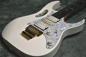 Ibanez JEM7V Ebony fretboard White