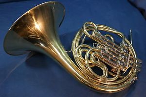1974 Holton Model H-376 Double French Horn With Case and Mouthpiece