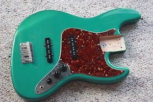 '75 Reissue RI Jazz bass MIJ CIJ Japan loaded body ocean turquoise metallic