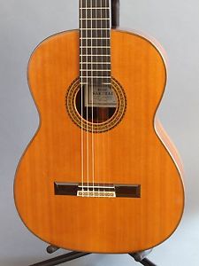 1980 Sakurai Model #15 Classical Guitar & Case Kohno