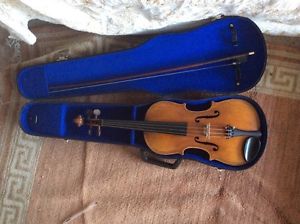 Violin. Antique. Maggini copy with double purfling. No label. good bow.