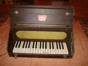 Vintage Jenco Celestette Tabletop Celeste Celesta 3 Octave Piano Vibes Xylophone