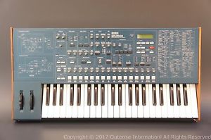 Korg MS2000 Keyboard Synthesizer