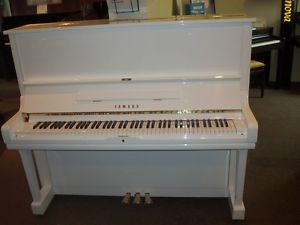 Yamaha U1 - polished white
