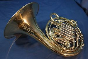Holton Farkas H-180 (Yellow Brass H-179) Double French Horn w/Case, Mouthpiece