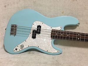 Fender Artist Mark Hoppus Jazz E