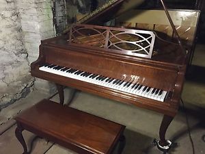 Beautiful Steinway & Sons Model M Chippendale Baby Grand Piano Made In 1990