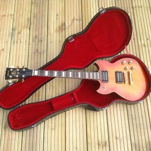 Rare Yamaha SG700S Guitar. Dont Buy........