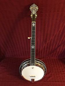 Deering Banjo John Hartford. "NEW with Case"  Please Read