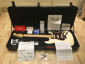 American Deluxe Stratocaster Deluxe HSS