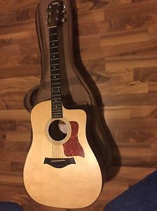 Taylor 110ce Dreadnought Acoustic-Electric Guitar Natural