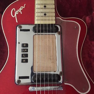 GOYA/Hagstrom De Luxe model 80 RED SPARKLE from Jackson Browne Videos celeb-ownd