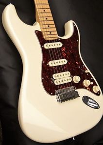 2014 Fender Stratocaster American Deluxe - USA Superb Condition Blizzard Pearl