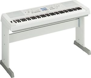 Yamaha DGX-650WH Digital Piano weiss - Versandrückläufer