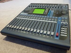 Yamaha 01V96v2 digital mixer in immaculate condition