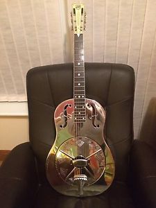 National style N Delux Guitar