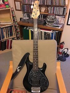 Ernie Ball Music Man Stingray5 StingRay 5 string Bass Musicman
