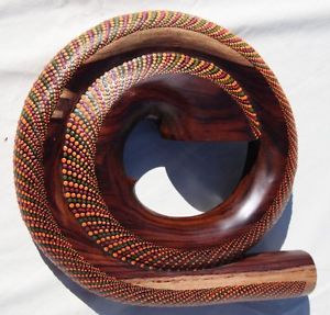 Didgeridoo en spirale en bois