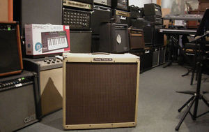 Peavey Classic 50 or 410Tweed 50