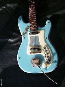 Hagstrom Futurama 1964 Guitar Similar to guitar David Bowie played Rebel Rebel