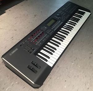 Yamaha MOX6 Polyphonic Synthesizer MIDI Workstation Aural Synthesis