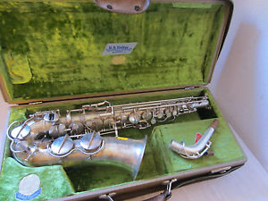 sehr altes Alt Saxophon G.H.Hüller      Nr 2070