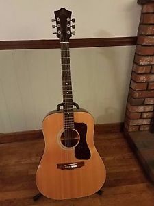 Vintage 1976 Guild D-35 NT Dreadnought Acoustic Guitar