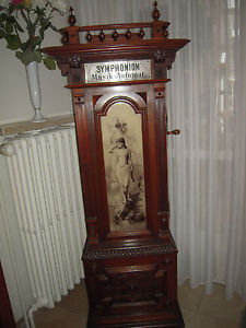 Symphonion (Musik-Automat) Bauj. ca. 1900 inkl. 30 Spielplatten