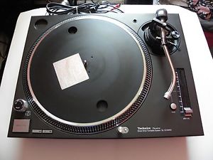 Technics SL-1210MK5 Turntable Excellent cond.
