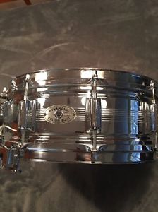 VINTAGE 1966 ROGERS 5 X 14 7 LINE DYNASONIC SNARE DRUM COB