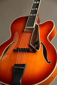 D'Aquisto: Electric Guitar DQ-NYE Almond Burst USED