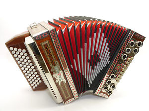 Steirische Harmonika , Strasser de Luxe, F-B-Es-As