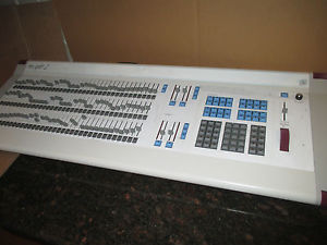 Insight 2 Lighting Control Console Electronic Theatre Controls IST2 DMX   02BE
