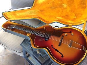 1961 Gibson ES-125TC with original Lifton hard shell case