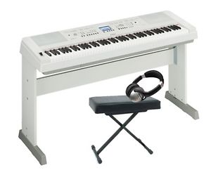 Yamaha DGX-650 White Bundle