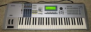 YAMAHA MOTIF ES6 61-key Workstation Keyboard - With Pedal & 64mb Card