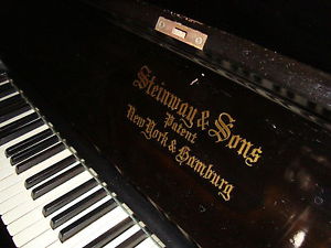 STEINWAY & SONS Modell K Vertegrand  Klavier Konzertpiano Piano Pianofort
