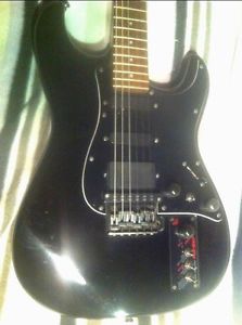 Casio Ibanez MG 510 El.Guitar+MIDI Guitar Legende black 3 PU Vibrato 2in1 Guitar