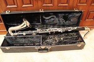 YAMAHA YCL-220 BASS CLARINET w/ CASE