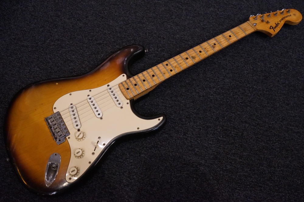 Fender 1972 Stratocaster 3CS/M Electric Guitar w/Original Hardshell Case 70s