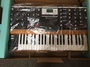 Moog Minimoog Voyager PERFORMER EDITION Analog Synth V3,in box //ARMENS