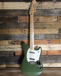 Fender Mustang Guitar - NEW! - W/ Case
