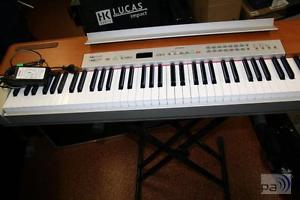 Yamaha P-120 E-Piano inkl. Notenständer und Ständer, gebraucht