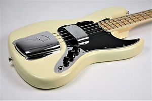 FenderJazz Bass American Vintage 74 Olympic White W/OHSC Free Shipping
