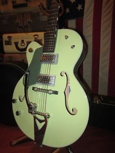 2015 Gretsch Model 6118 TH Double Anniversary Lefty Left Handed w. Bigsby Green