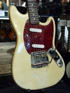 Fender MUSTANG Electric Free Shipping