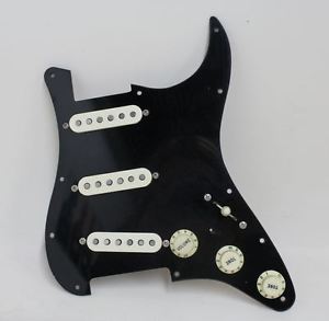 FENDER Custom Shop David Gilmour The Black Strat Loaded Pickguard Relic