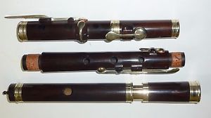 Beautiful antique roswood English flute 6 silver keys