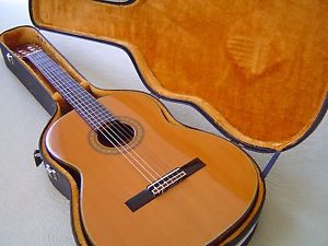 VV: IMMACULATE vintage Takamine C-132S classical guitar, OHSC, MIJ, READ THIS