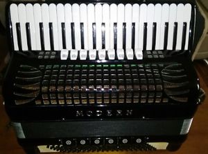 "MODERN" Accordion